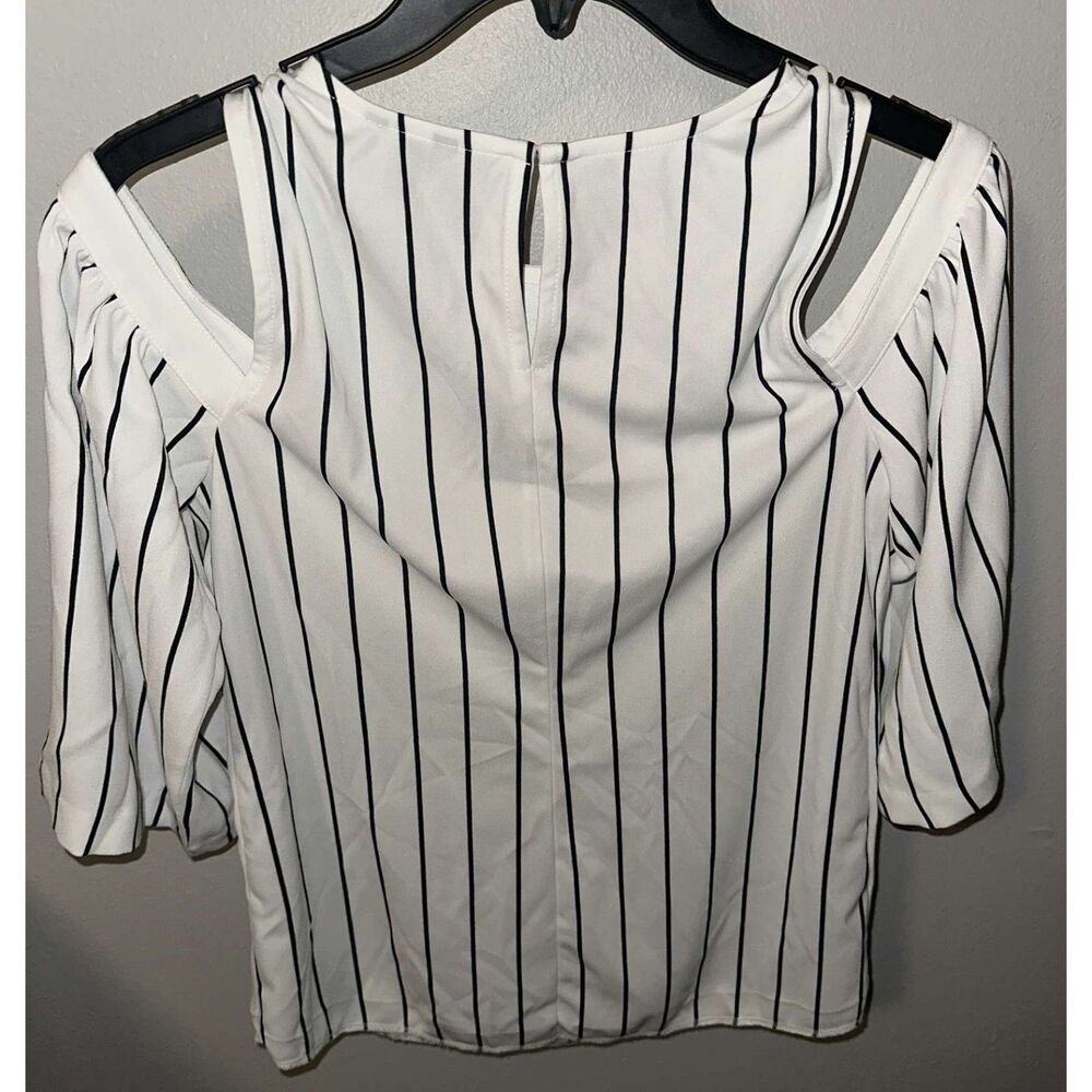 Ann Taylor Cold Shoulder Black & White Striped Blouse – XXS - Picture 3 of 3
